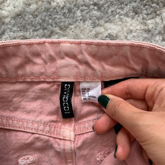 Pink mini denim skirt - Picture 3 of 3